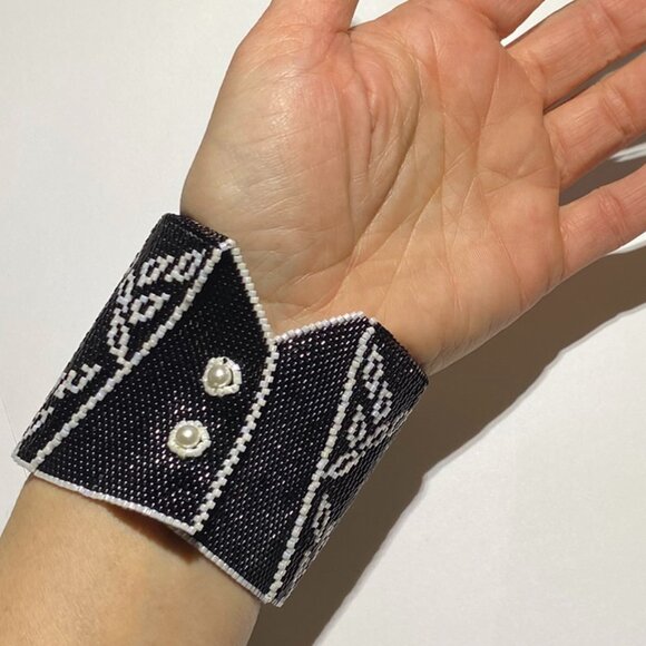 Beaded cuff braclets-pair - Picture 8 of 9